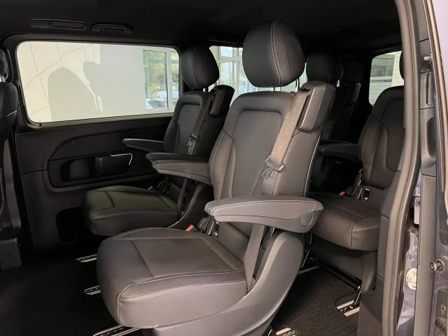 Mercedes-Benz V 300 AMG Line AVANTGARDE