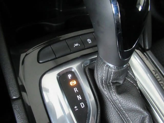 Opel Insignia Edition Sports Tourer