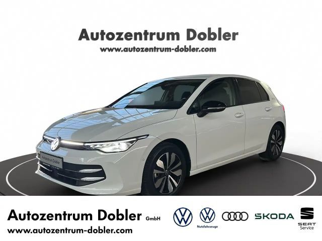 Volkswagen Golf 1.5 TSI Golf VIII IQ.Drive