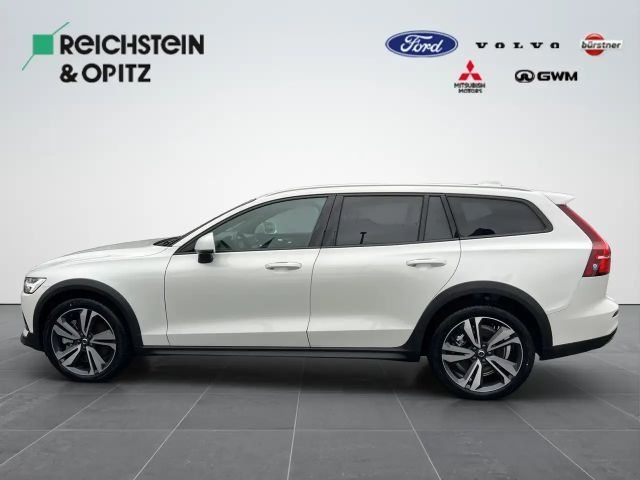 Volvo V60 Cross Country AWD Plus