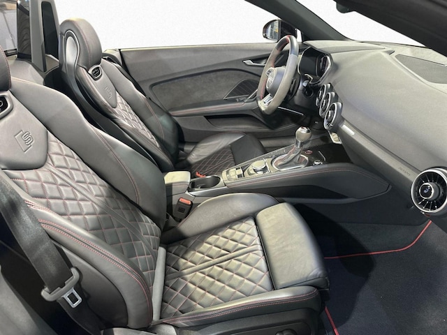 Audi TTS Quattro Roadster S-Tronic