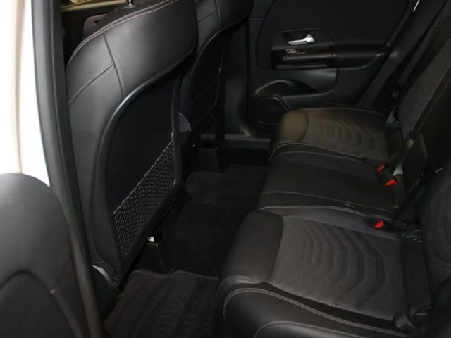 Mercedes-Benz GLA 200 Style