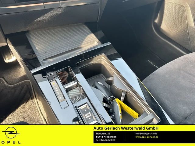 Opel Astra Hybrid Innovation Ultimate