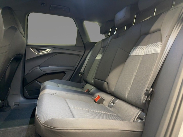 Audi Q4 e-tron SUV 45 e-tron Audi Q4 e-tron