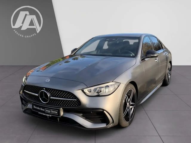 Mercedes-Benz C 200 AMG Line Sedan