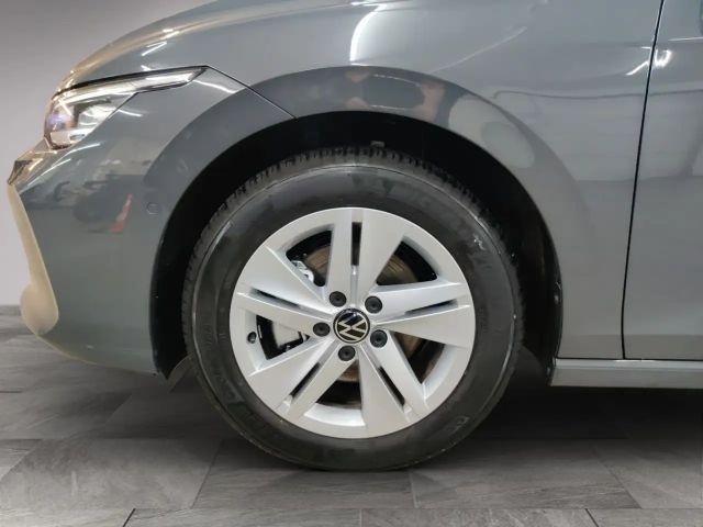 Volkswagen Golf 1.5 TSI Life Variant