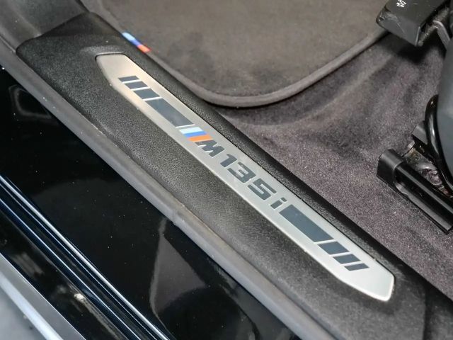 BMW 135 Sedan xDrive