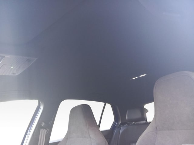 Volkswagen Golf 2.0 TDI R-Line