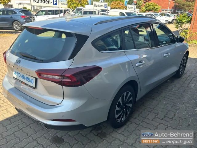 Ford Focus Titanium Wagon