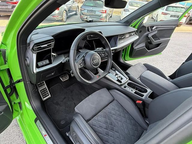 Audi RS3 Quattro S-Tronic Sedan