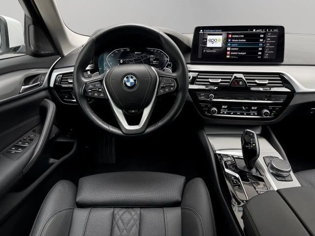 BMW 530 530e Touring