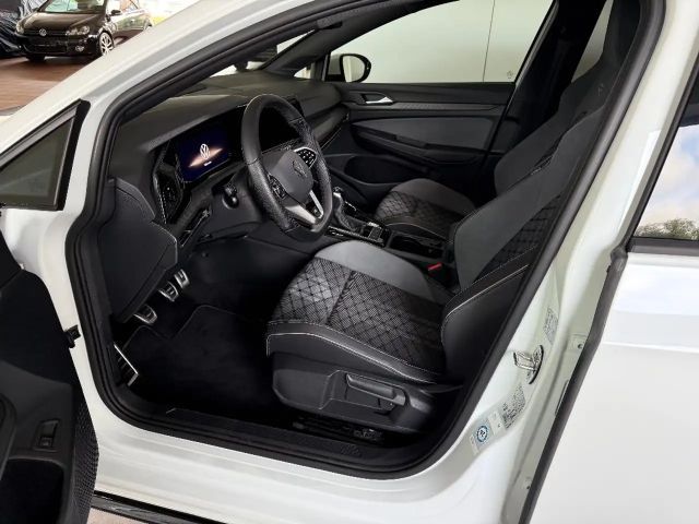 Volkswagen Golf 1.5 TSI R-Line Variant