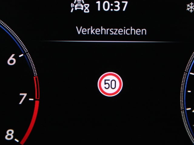 Volkswagen T-Roc 1.5 TSI DSG R-Line