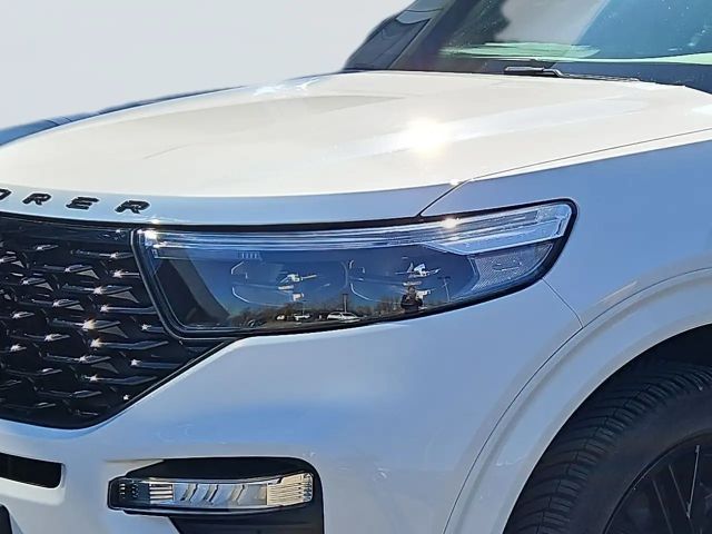 Ford Explorer ST Line