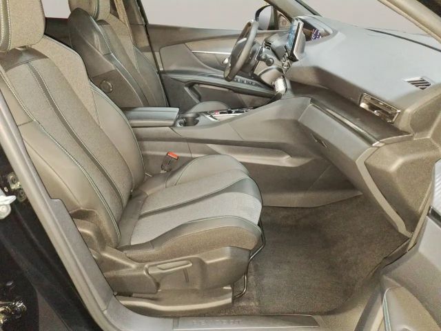 Peugeot 3008 1.2 145 e-DSC LED+Navi+SHZ+2xKlima+Kam.+LM