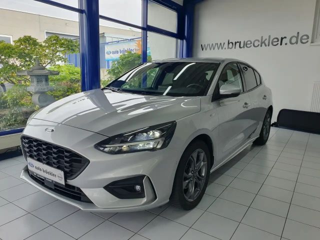 Ford Focus EcoBoost ST Line