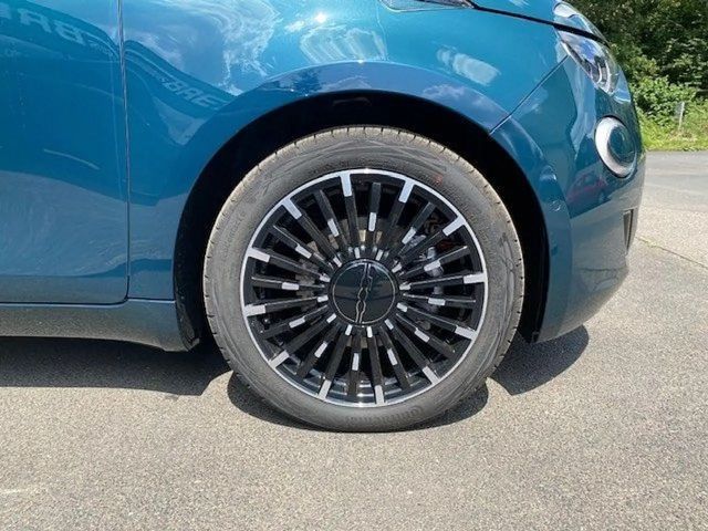 Fiat 500e 42 kWh La Prima