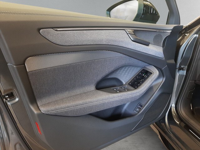 Audi A6 Avant Quattro S-Tronic