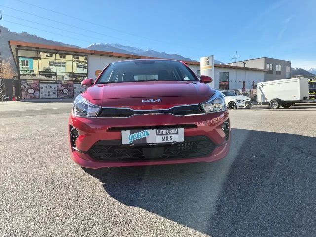 Kia Rio GDi