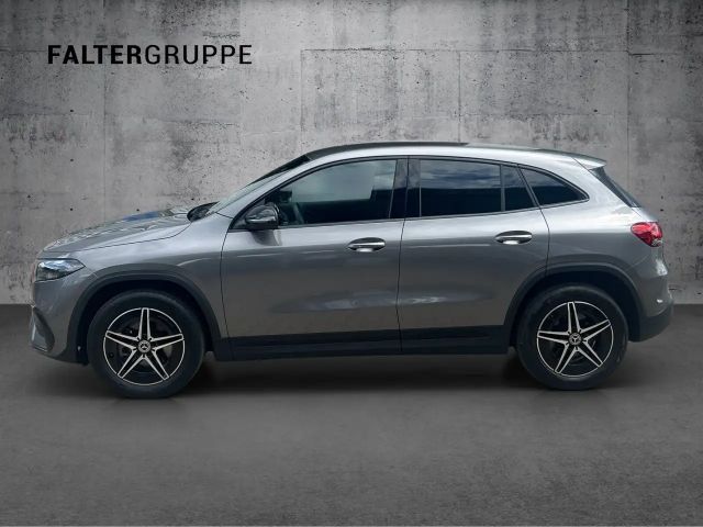 Mercedes-Benz EQA 350 4MATIC AMG Line