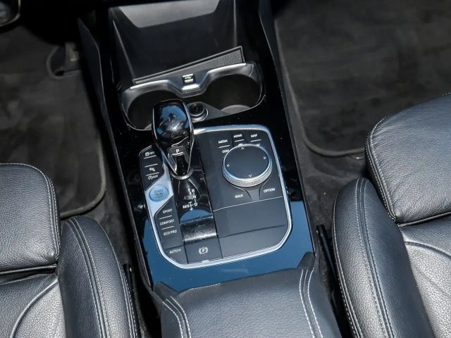 BMW 118 118i M-Sport Sedan