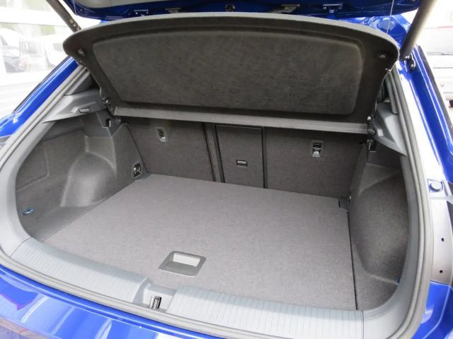 Volkswagen T-Roc 1.5 TSI DSG R-Line