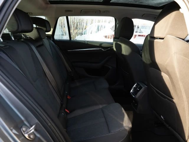 Skoda Octavia 2.0 TDI Combi Style Style