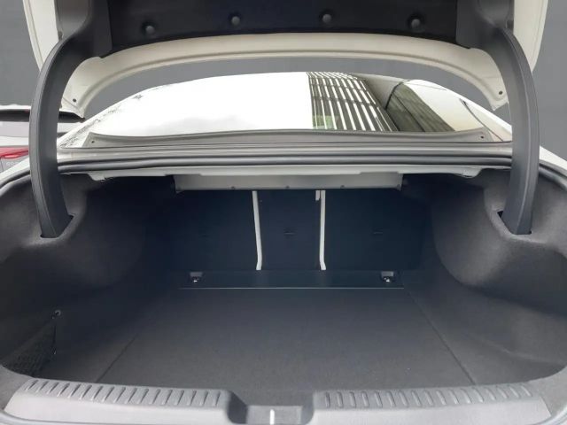 Mercedes-Benz CLA 350 4MATIC