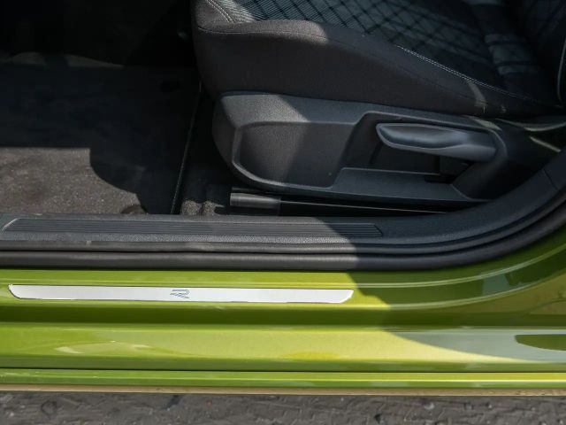 Volkswagen Taigo 1.5 TSI DSG R-Line