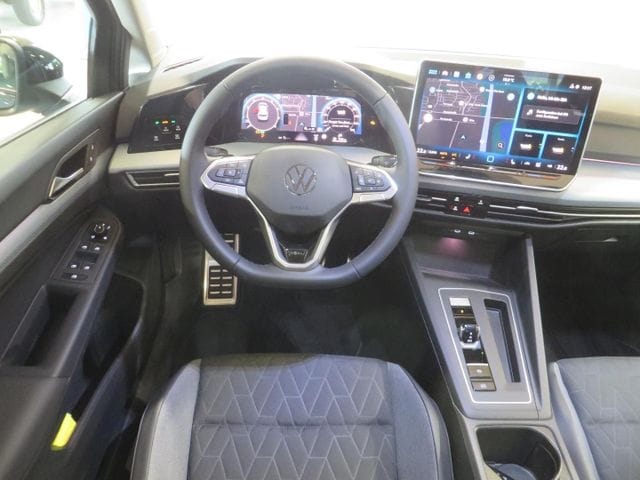 Volkswagen Golf 1.5 eTSI DSG Golf VIII