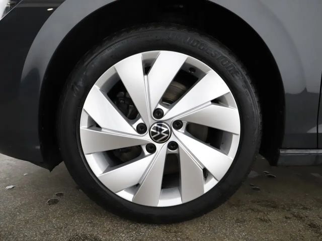 Volkswagen Golf DSG Style Variant