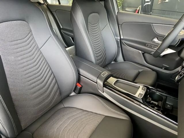 Mercedes-Benz A 200 Progressive