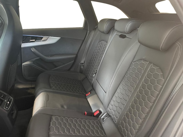 Audi RS4 Avant Quattro