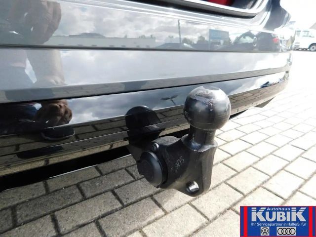 Volkswagen Touran 2.0 TDI DSG R-Line