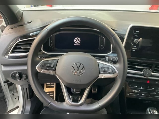 Volkswagen T-Roc 1.5 TSI DSG Plus