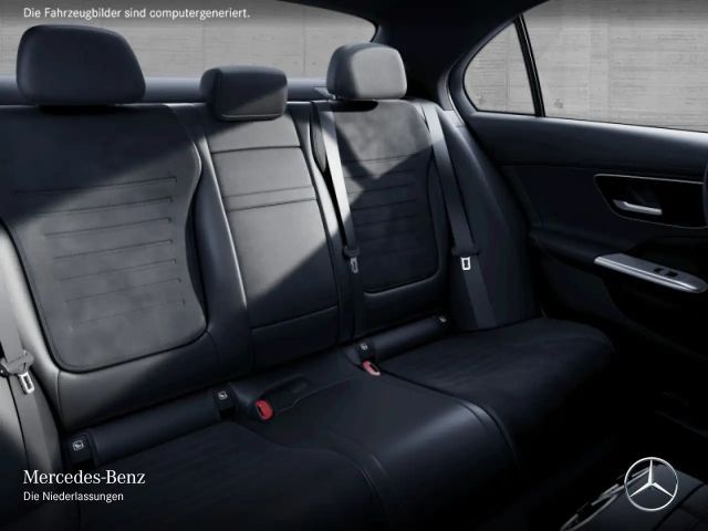 Mercedes-Benz C 200 AMG Line Sedan