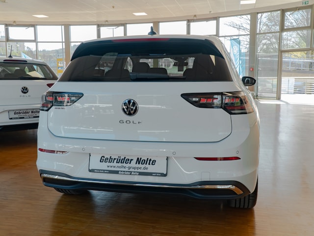 Volkswagen Golf Style