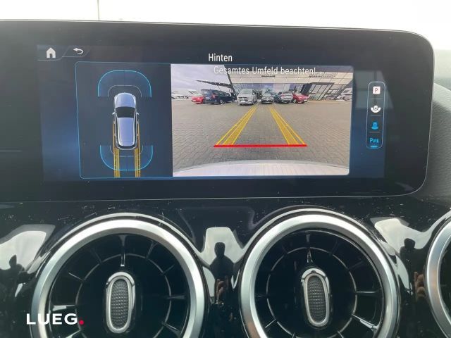 Mercedes-Benz B 200 Progressive Sedan