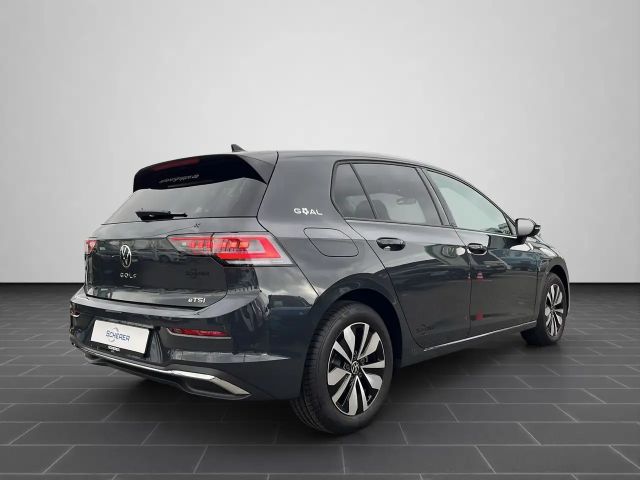 Volkswagen Golf 1.5 eTSI DSG IQ.Drive