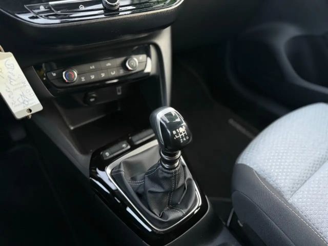 Opel Corsa 1.2 Turbo Edition Turbo