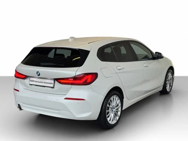 BMW 118 118i 5-deurs Sedan