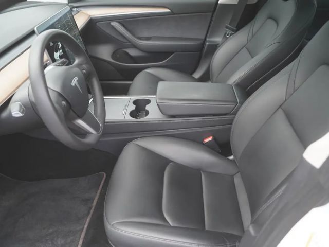 Tesla Model 3 AWD Long Range