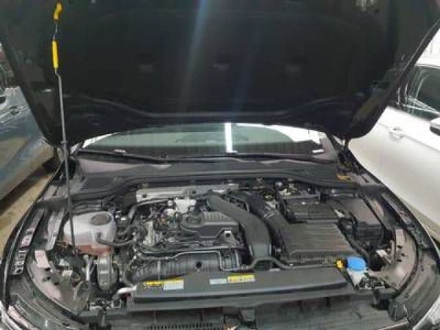 Volkswagen Golf 1.5 TSI Golf VIII Life