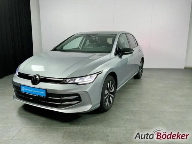 Volkswagen Golf 1.5 eTSI DSG