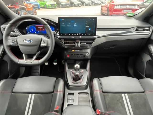 Ford Focus Limited ST Line