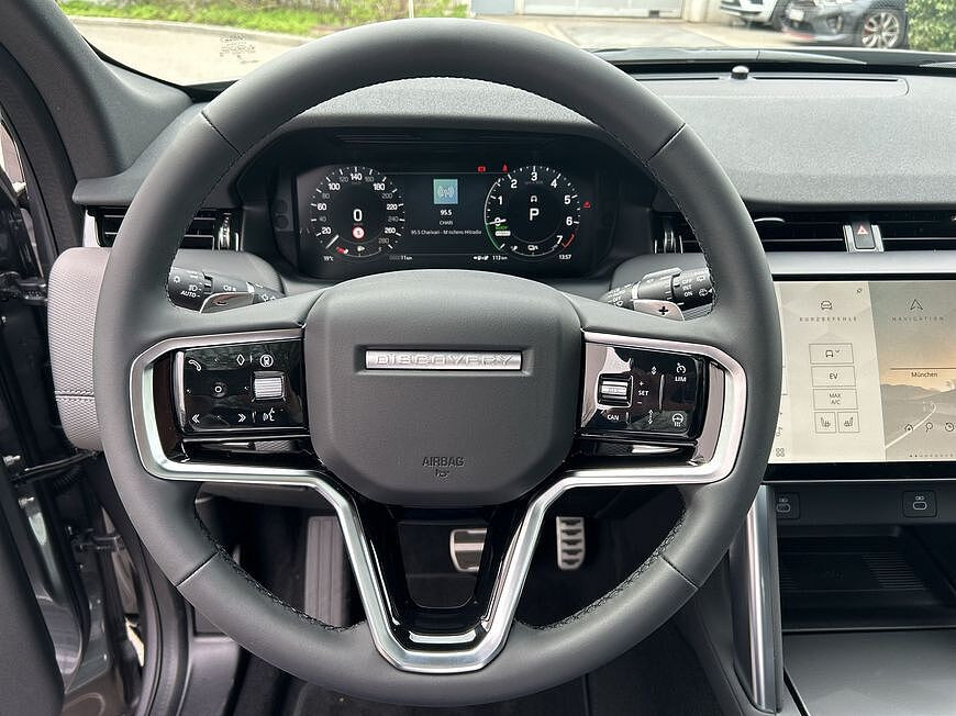 Land Rover Discovery Sport M5