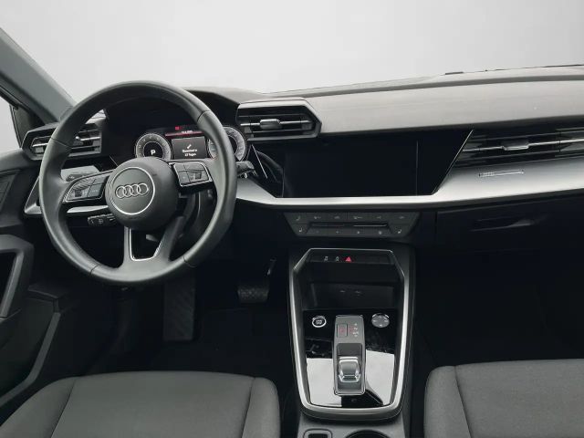 Audi A3 30 TFSI S-Tronic Sedan