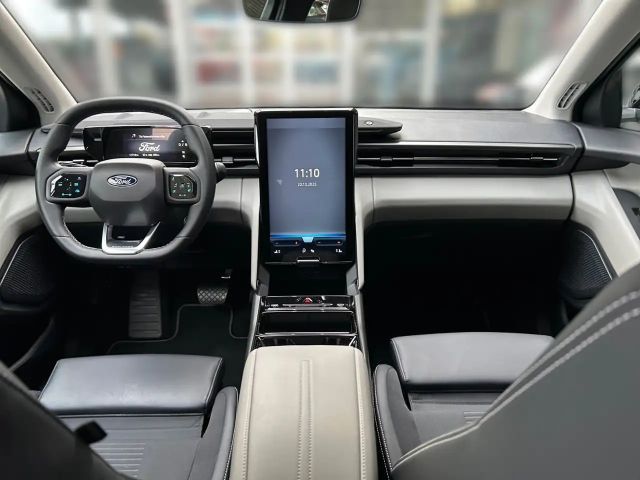 Ford Explorer Extended range RWD