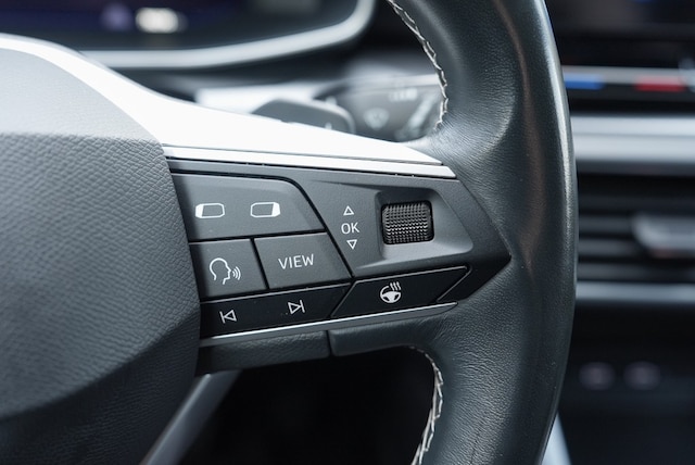 Seat Leon 2.0 TDI DSG Sportstourer Style