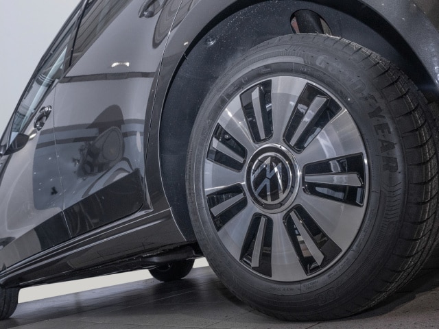 Volkswagen e-up! e-up! Edition 61KW (83PS) 32,3 kwh AT